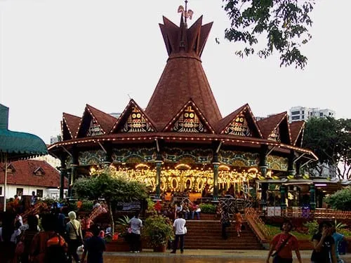 Wahana komidi putar di Dufan: Turangga Rangga