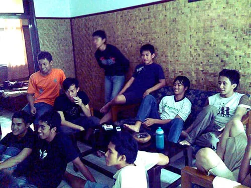 Tidak absen nonton Persib.