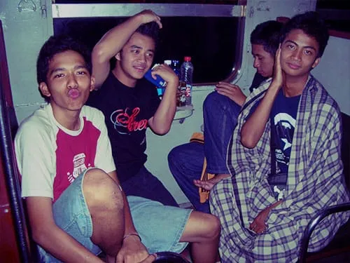Ragam ekspresi penumpang KA Kahuripan.