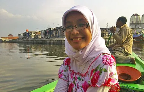 Bersampan di Sunda Kelapa.