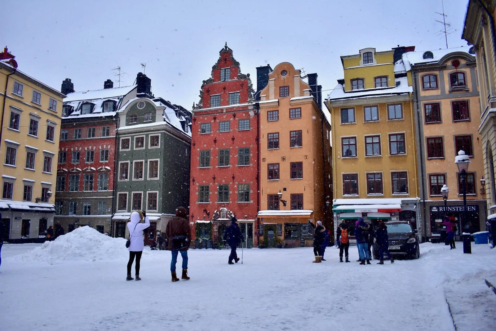 Suasana Stortorget di pusat Gamla Stan.