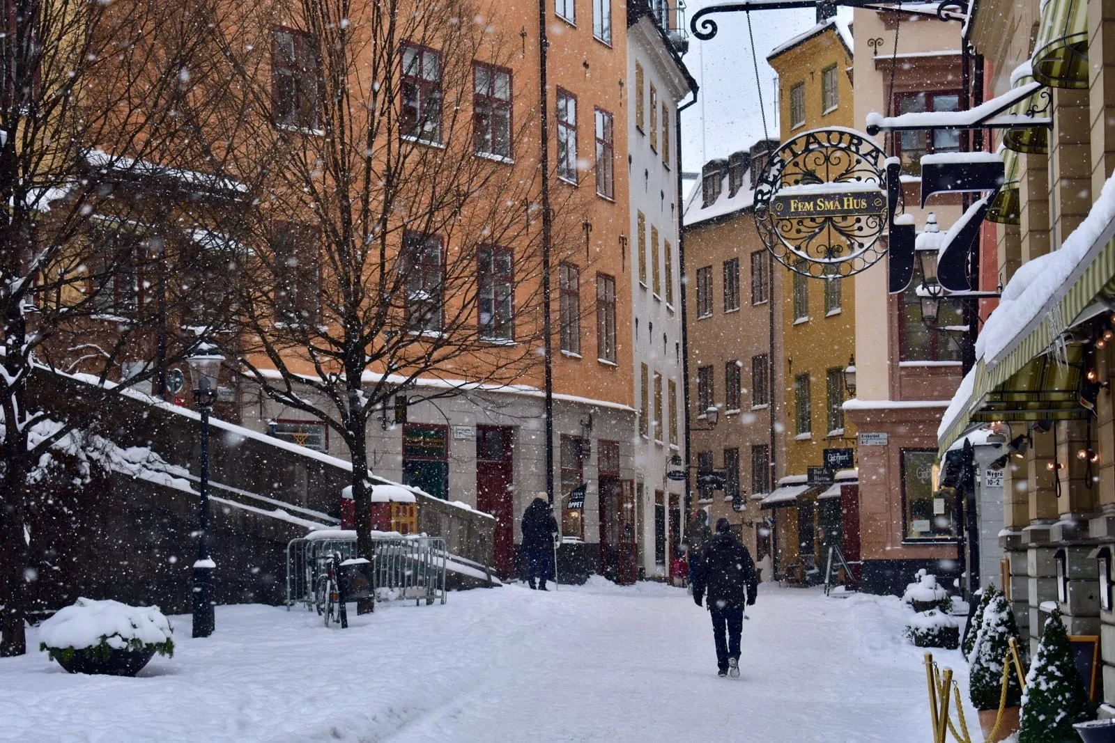 Suasana Jalan Österlånggatan, Gamla Stan, Stockholm.