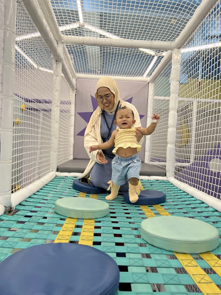 Kinanti would like to explore independently.