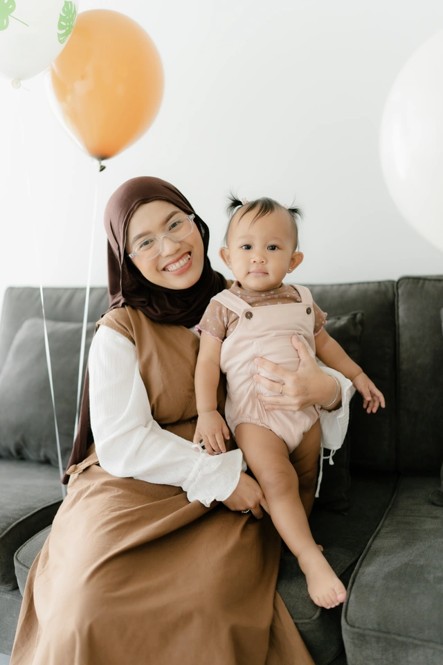 A photoshoot for Kinanti’s first birthday.