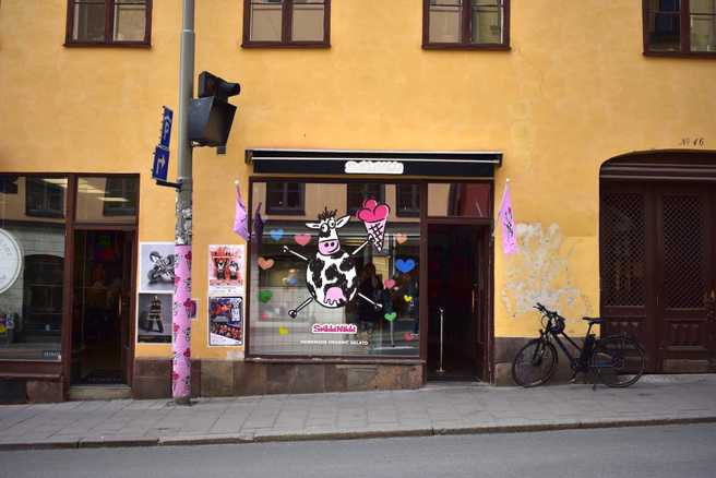 StikkiNikki—kedai gelato organik yang populer di Kota Stockholm.