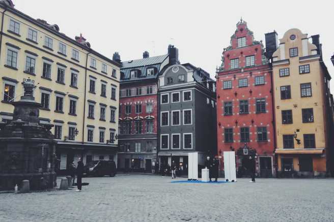 Stortorget—square tertua di Kota Stockholm, tepat berada di jantung Gamla Stan.